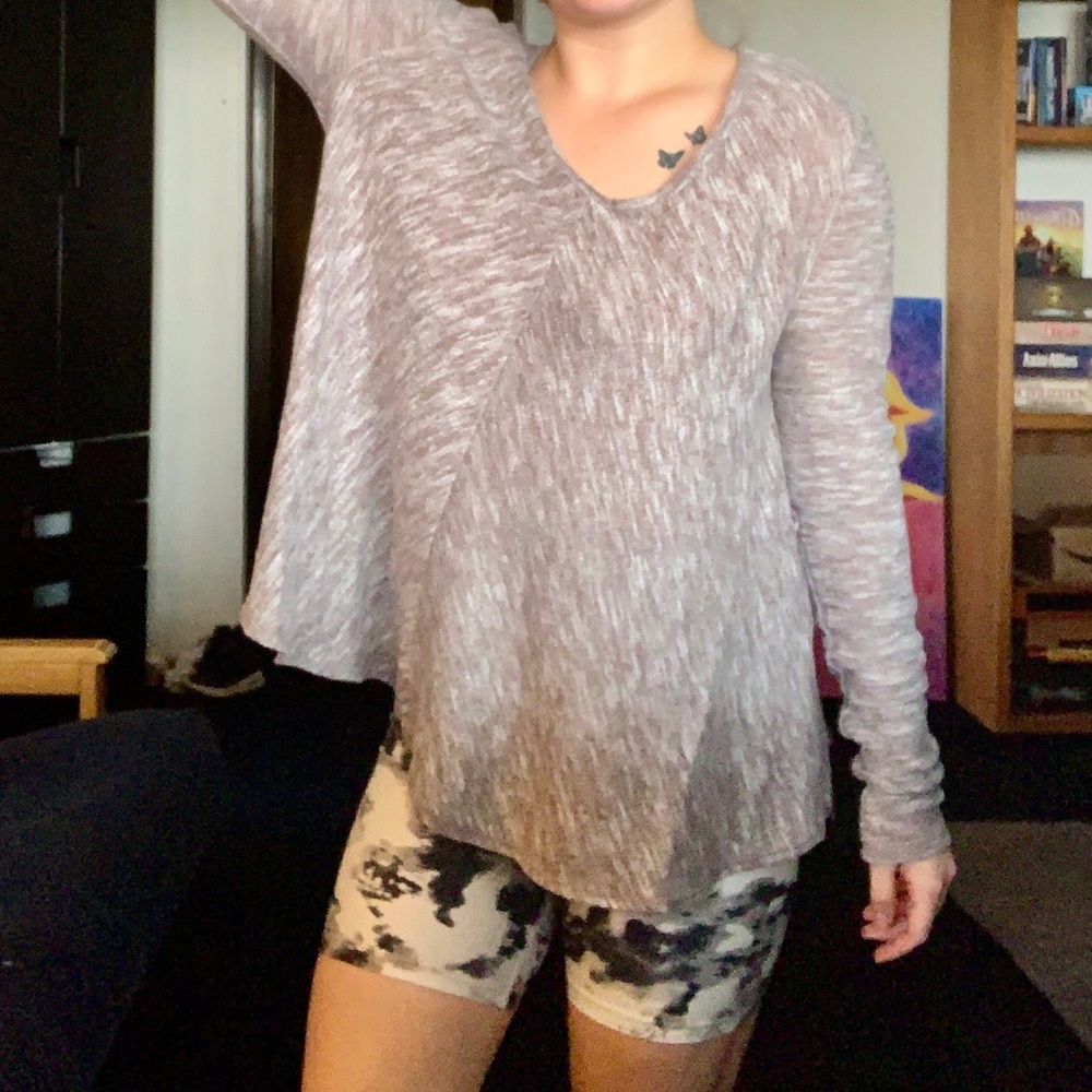 Sweater - Picture 3 of 7